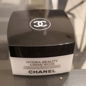 CHANEL Hydra Beauty Creme Riche